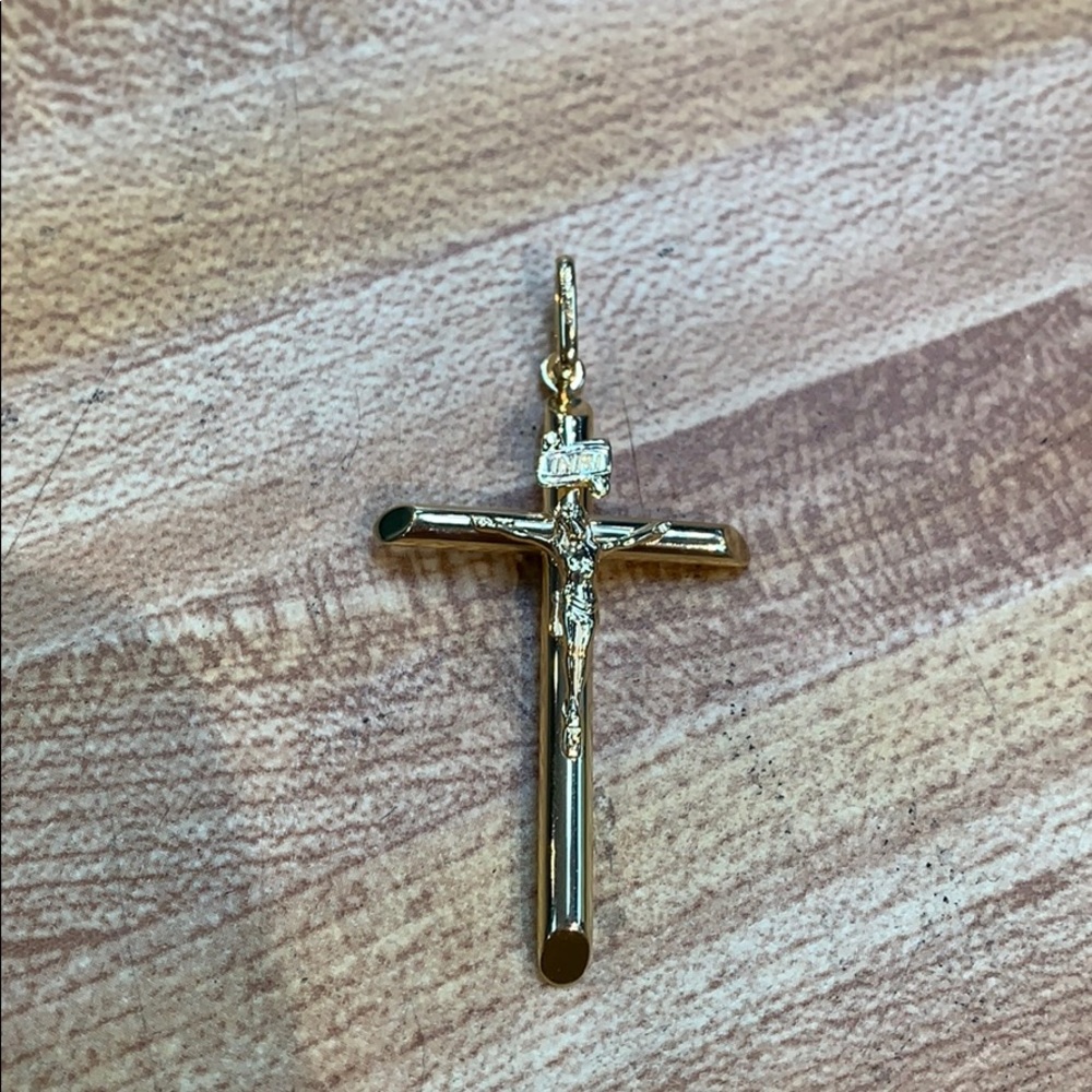 Religious 14k Gold Jesus Crucifix Cross Pendant - Picture 6 of 11